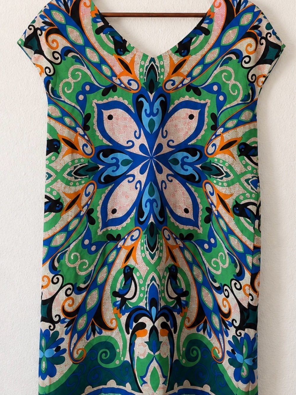 Maeve Green and Blue Printed V-Neck Tunic with Orange Accents new with tag